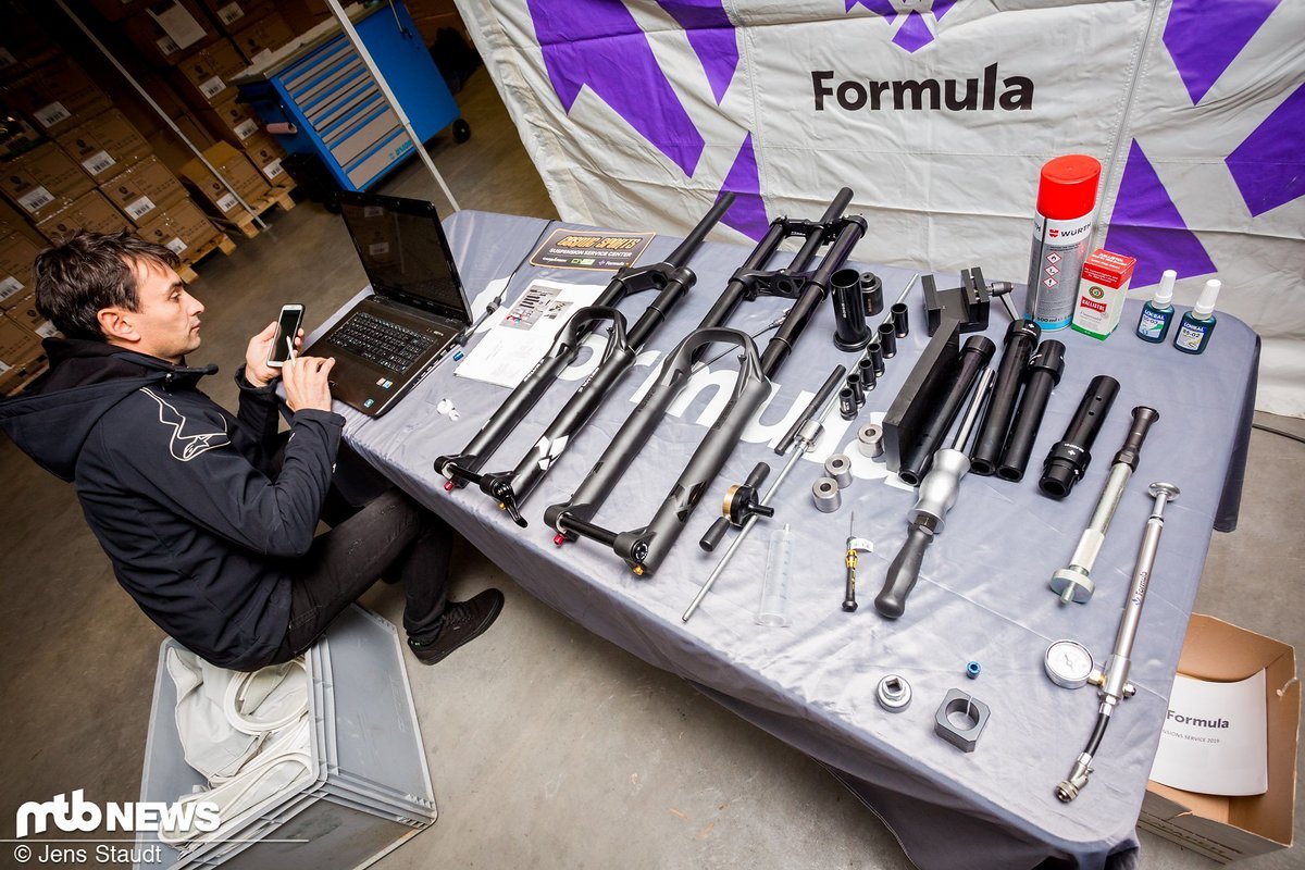 Luca von Formula nach der Händlerschulung Luca von Formula nach der Händlerschulung