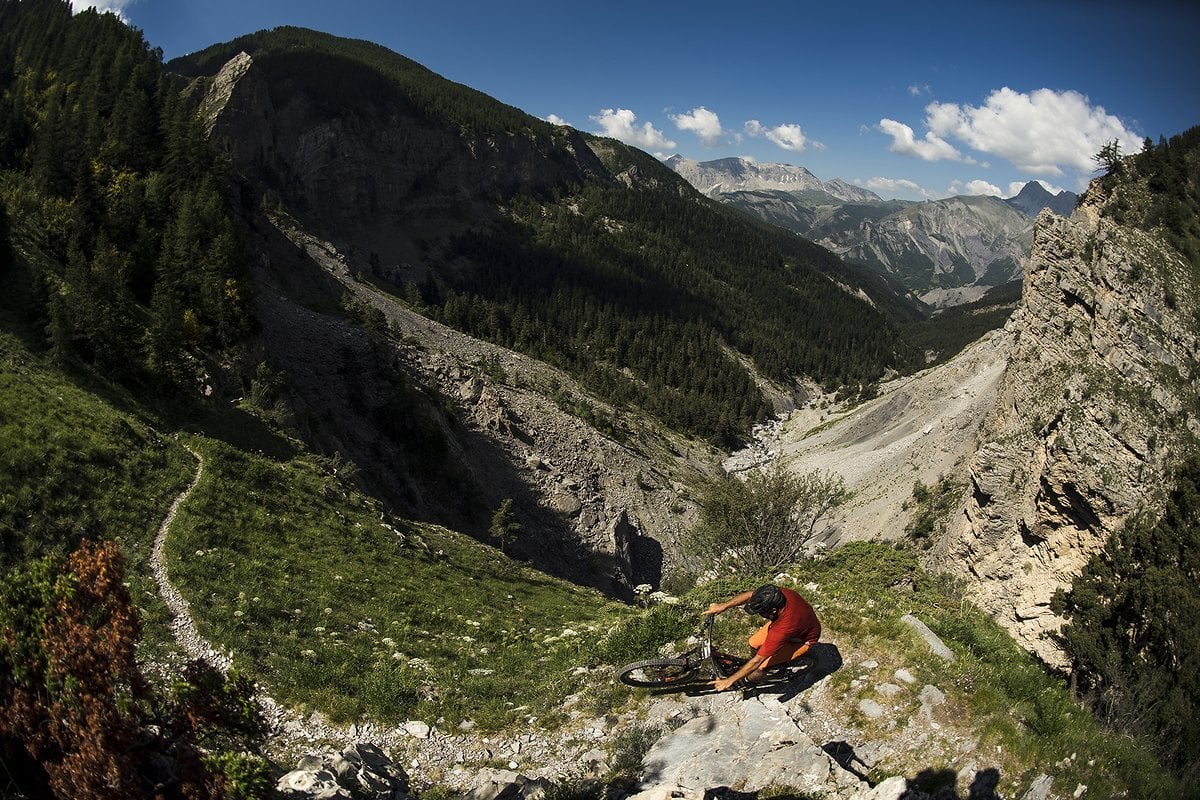 Landschaftlich unterscheidet sich die Trans Provence deutlich von den eher tropisch angehauchten Rennen in Neuseeland und Madeira Landschaftlich unterscheidet sich die Trans Provence deutlich von den eher tropisch angehauchten Rennen in Neuseeland und Madeira