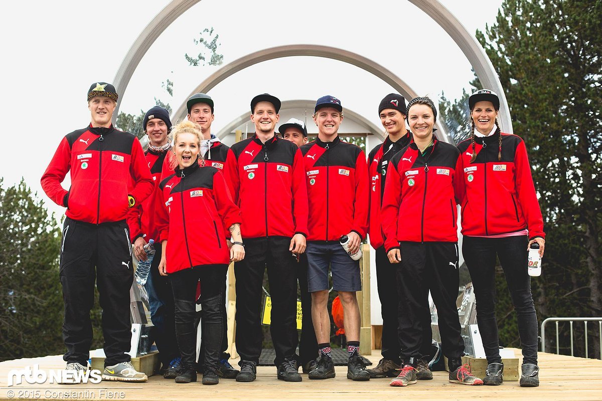 Das sind die Damen und Herren, die letztes Jahr Deutschland bei der Downhill-WM vertraten Das sind die Damen und Herren, die letztes Jahr Deutschland bei der Downhill-WM vertraten