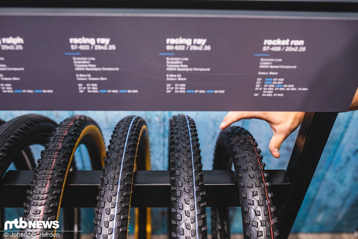 Dazu ist der Racing Ray jetzt in einer breiteren 29 x 2,35"-Variante verfügbar, ebenso wie der Racing Ralph in 29 x 2,25" Dazu ist der Racing Ray jetzt in einer breiteren 29 x 2,35"-Variante verfügbar, ebenso wie der Racing Ralph in 29 x 2,25"