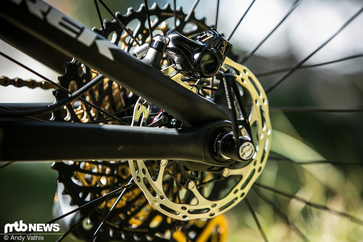 Emily Batty ist auf SRAM-Komponenten unterwegs Emily Batty ist auf SRAM-Komponenten unterwegs