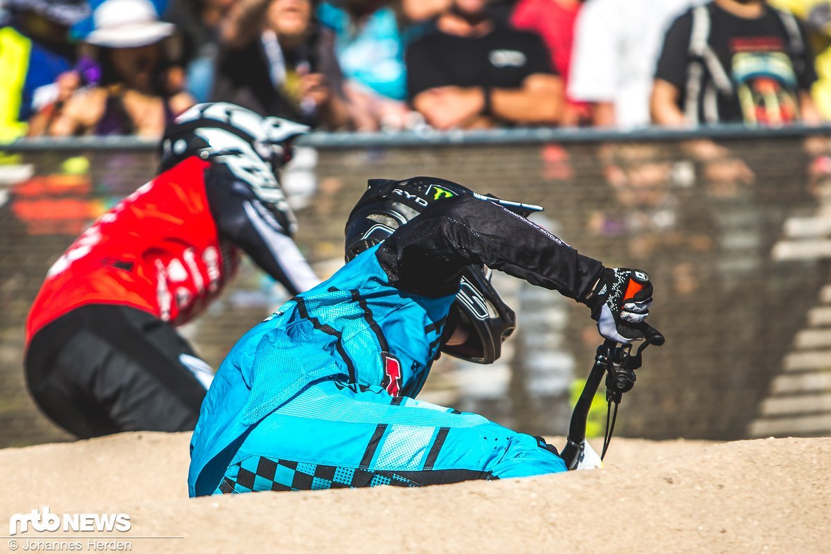 Nik Nestoroff in den ersten Heats – vom KHS Factory Team Racer sollte man noch eine Weile etwas sehen Nik Nestoroff in den ersten Heats – vom KHS Factory Team Racer sollte man noch eine Weile etwas sehen