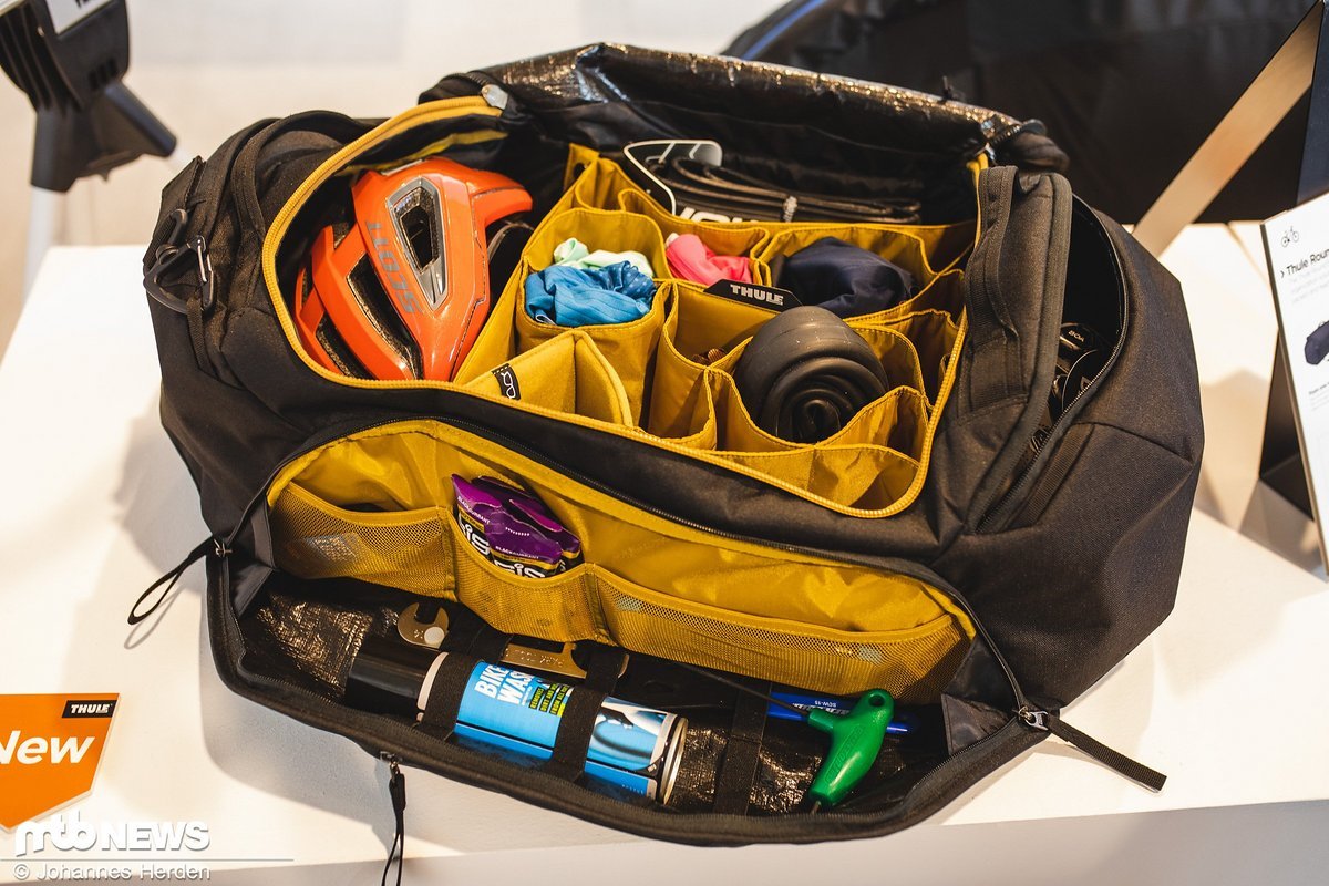 Die Thule RoundTrip Bike Duffel-Tasche soll Platz für alles haben, was man auf einem drei- bis fünftägigen Mountainbike-Trip braucht Die Thule RoundTrip Bike Duffel-Tasche soll Platz für alles haben, was man auf einem drei- bis fünftägigen Mountainbike-Trip braucht