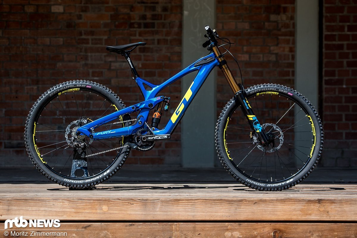 Das neue GT Fury 2019 basiert auf einem Carbon-Rahmen mit LTS-Aluminium-Hinterbau Das neue GT Fury 2019 basiert auf einem Carbon-Rahmen mit LTS-Aluminium-Hinterbau