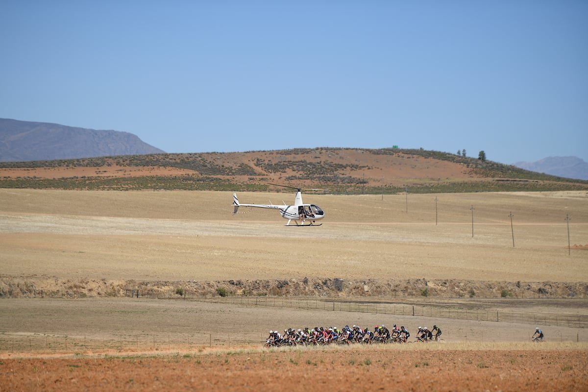 Spannende Rennen zum Auftakt der Saison und fantastische landschaftliche Erfahrungen. Das Momentum Health Tankwa Trek lockt jedes Jahr viele Topfahrer nach Südafrika Spannende Rennen zum Auftakt der Saison und fantastische landschaftliche Erfahrungen. Das Momentum Health Tankwa Trek lockt jedes Jahr viele Topfahrer nach Südafrika