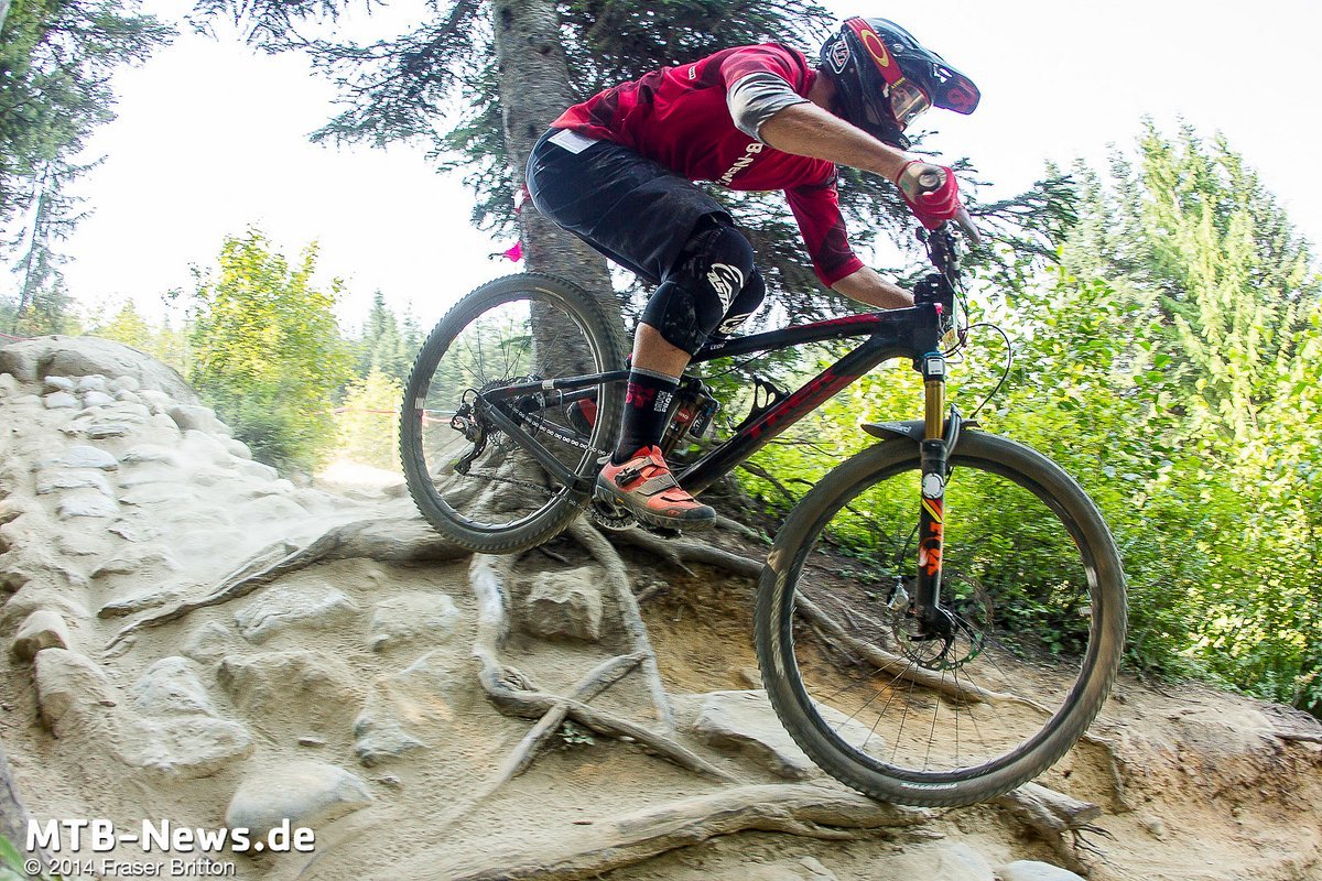 Beim Ride the Pros Bikes beeindruckte Justins Fahrwerk unseren Testleiter Jens Beim Ride the Pros Bikes beeindruckte Justins Fahrwerk unseren Testleiter Jens