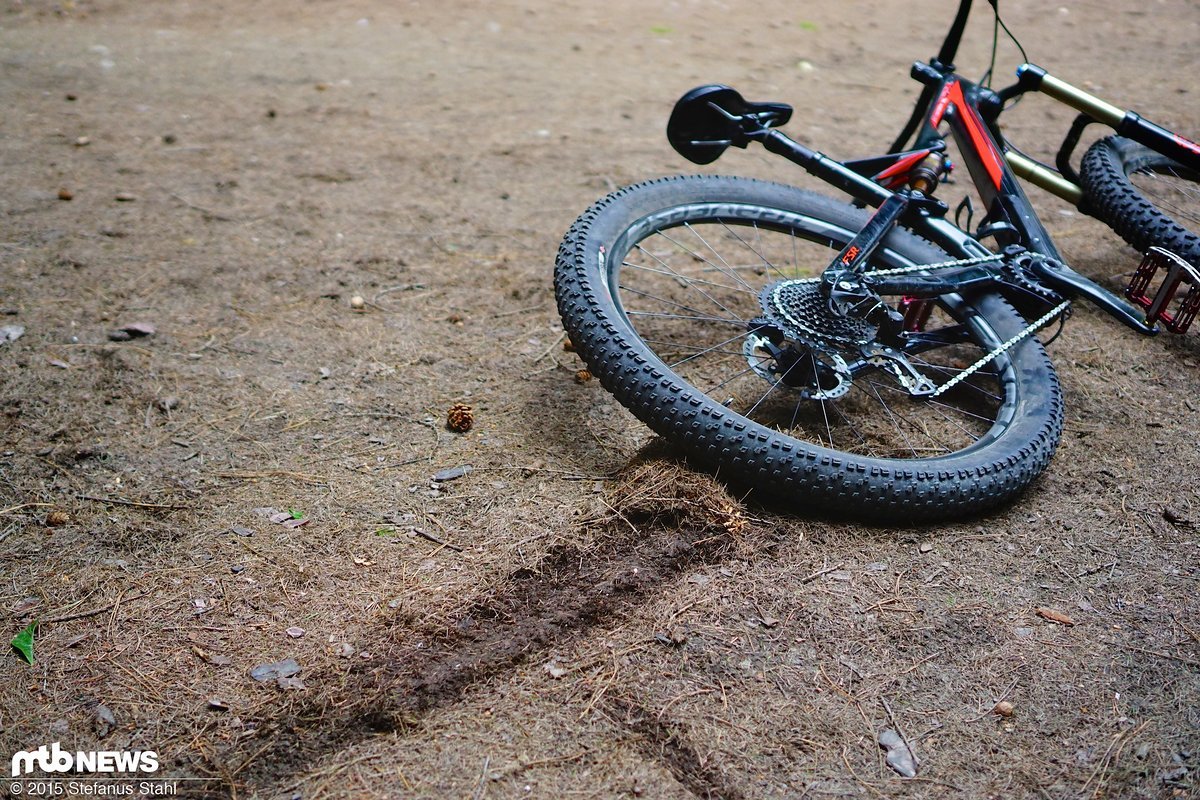 Specialized bietet einige Modelle mittlerweile auch mit Plus-Bereifung an Specialized bietet einige Modelle mittlerweile auch mit Plus-Bereifung an
