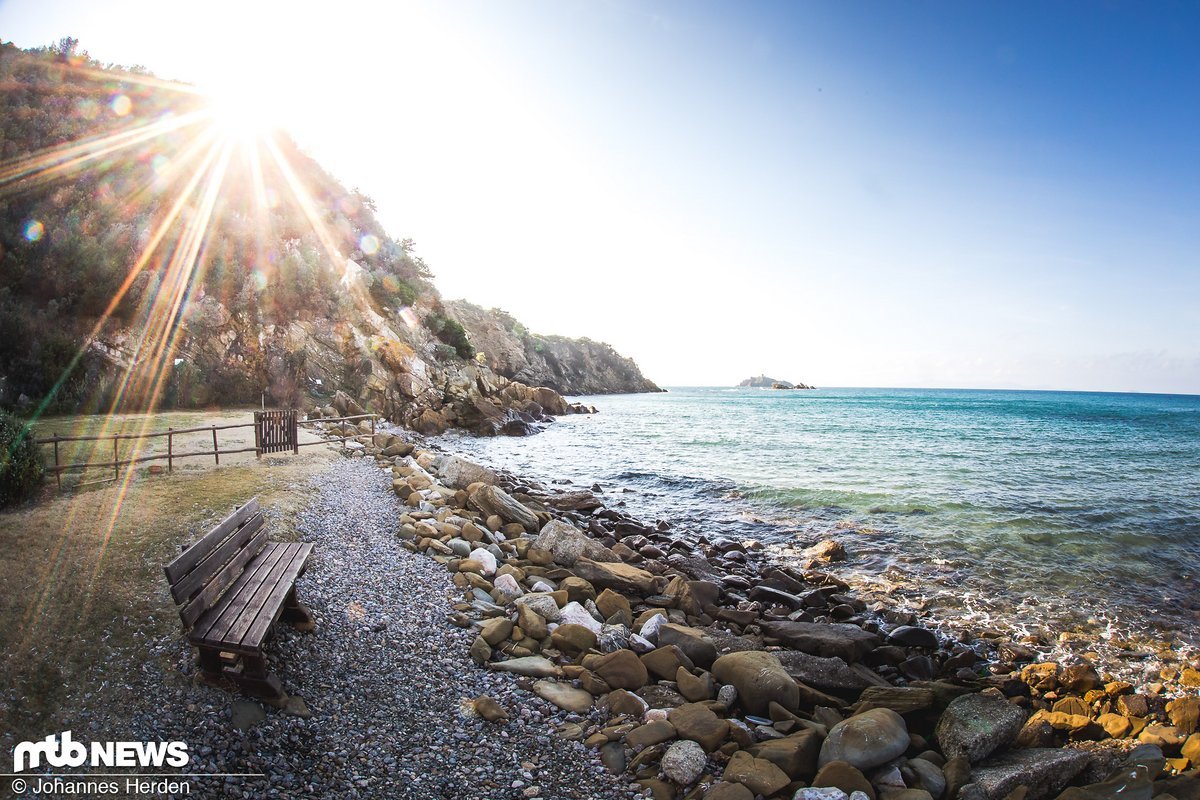 Eine Runde zum Strand? Gerne. Am ersten Tag hatten wir im Februar 20 Grad … Eine Runde zum Strand? Gerne. Am ersten Tag hatten wir im Februar 20 Grad …