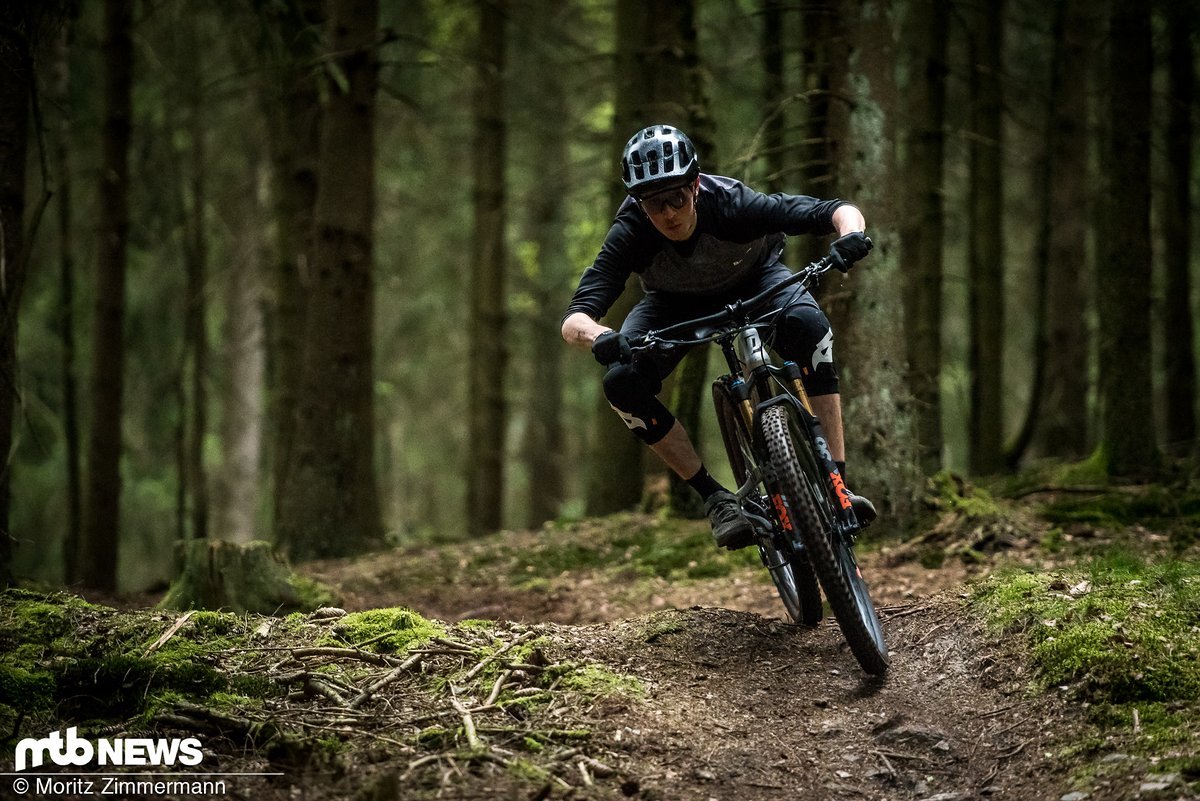 Wird der Trail steiler, vermittelt das Bike dem Fahrer viel Sicherheit Wird der Trail steiler, vermittelt das Bike dem Fahrer viel Sicherheit