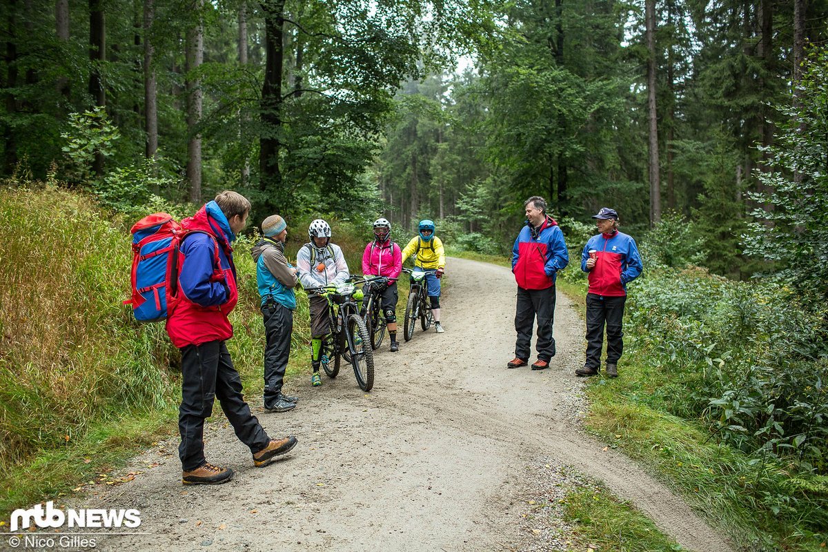Der Start zu Stage 1 war gut abgesichert von der Bergwacht Der Start zu Stage 1 war gut abgesichert von der Bergwacht