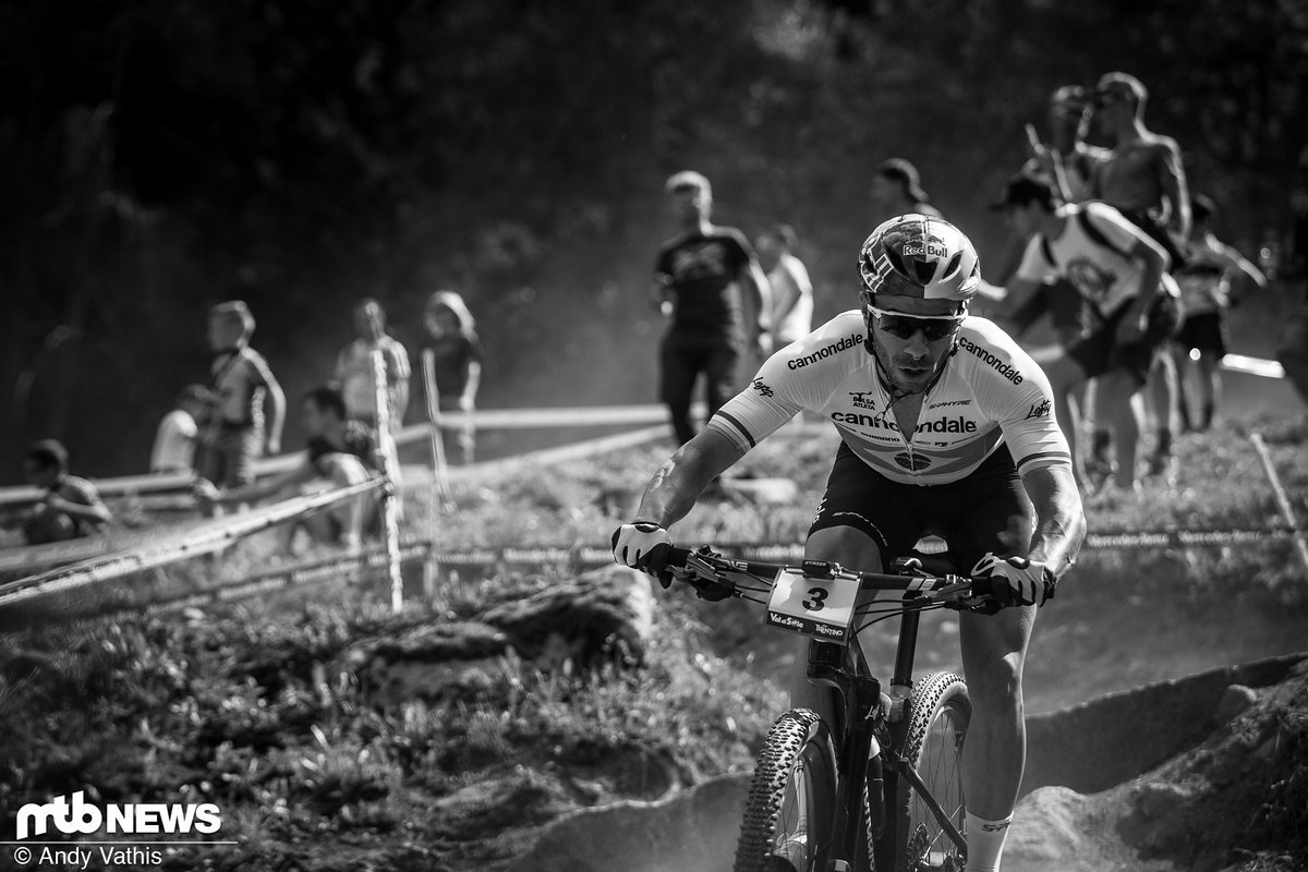 Henrique Avancini konnte in Abwesenheit von Mathieu van der Poel das Rennen in Andorra für sich entscheiden Henrique Avancini konnte in Abwesenheit von Mathieu van der Poel das Rennen in Andorra für sich entscheiden