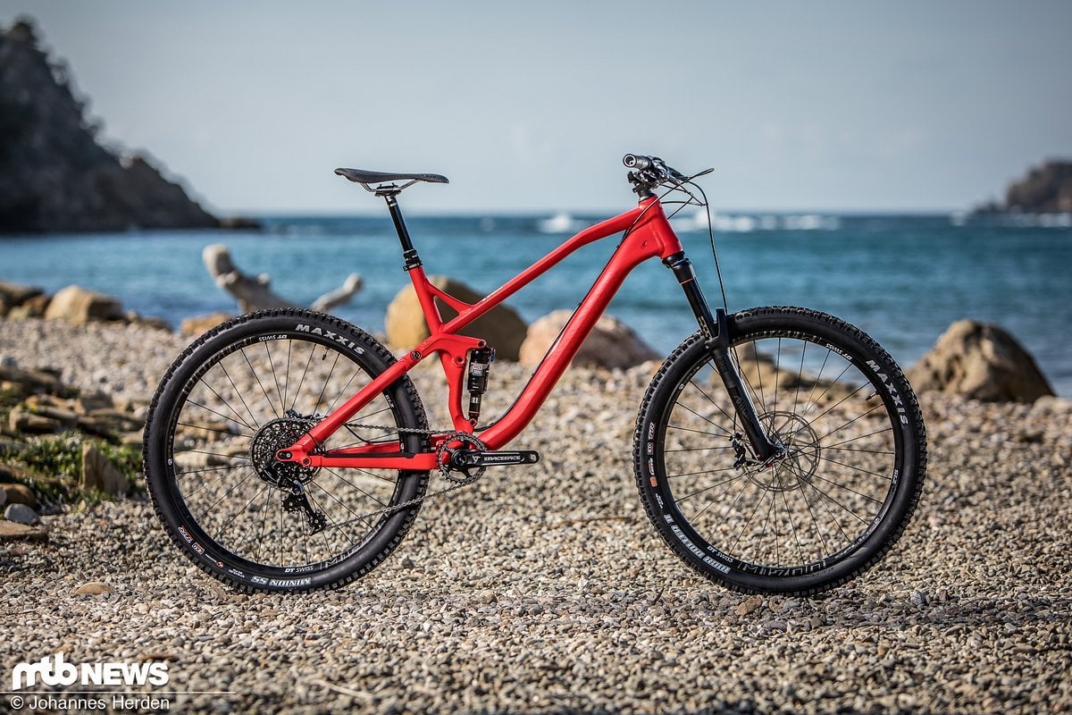 Das Canyon Spectral AL 6.0 EX hat in unserem Test nicht dank durchdachter Ausstattung und fairem Preis überzeugen können Das Canyon Spectral AL 6.0 EX hat in unserem Test nicht dank durchdachter Ausstattung und fairem Preis überzeugen können