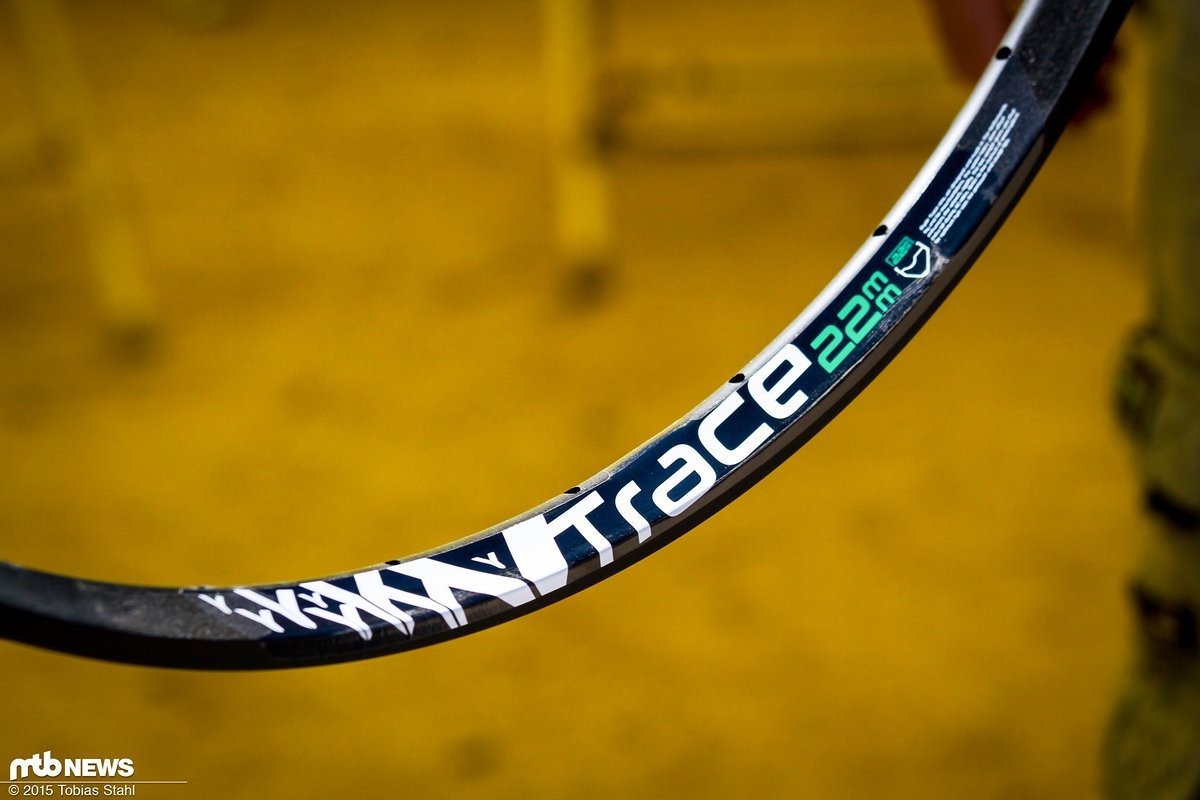 Die Ryde Trace 22 mm Felge wird in 26", 27,5" und 29" angeboten und bringt ab 320 g auf die Waage Die Ryde Trace 22 mm Felge wird in 26", 27,5" und 29" angeboten und bringt ab 320 g auf die Waage
