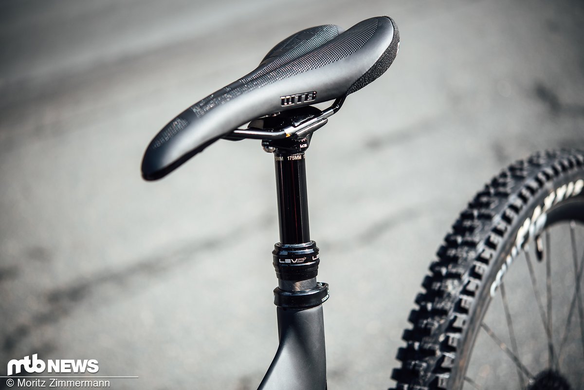 Die Kind Shock-Variostütze verfügte mit 175 mm über mehr als genug Hub. Die Kind Shock-Variostütze verfügte mit 175 mm über mehr als genug Hub.