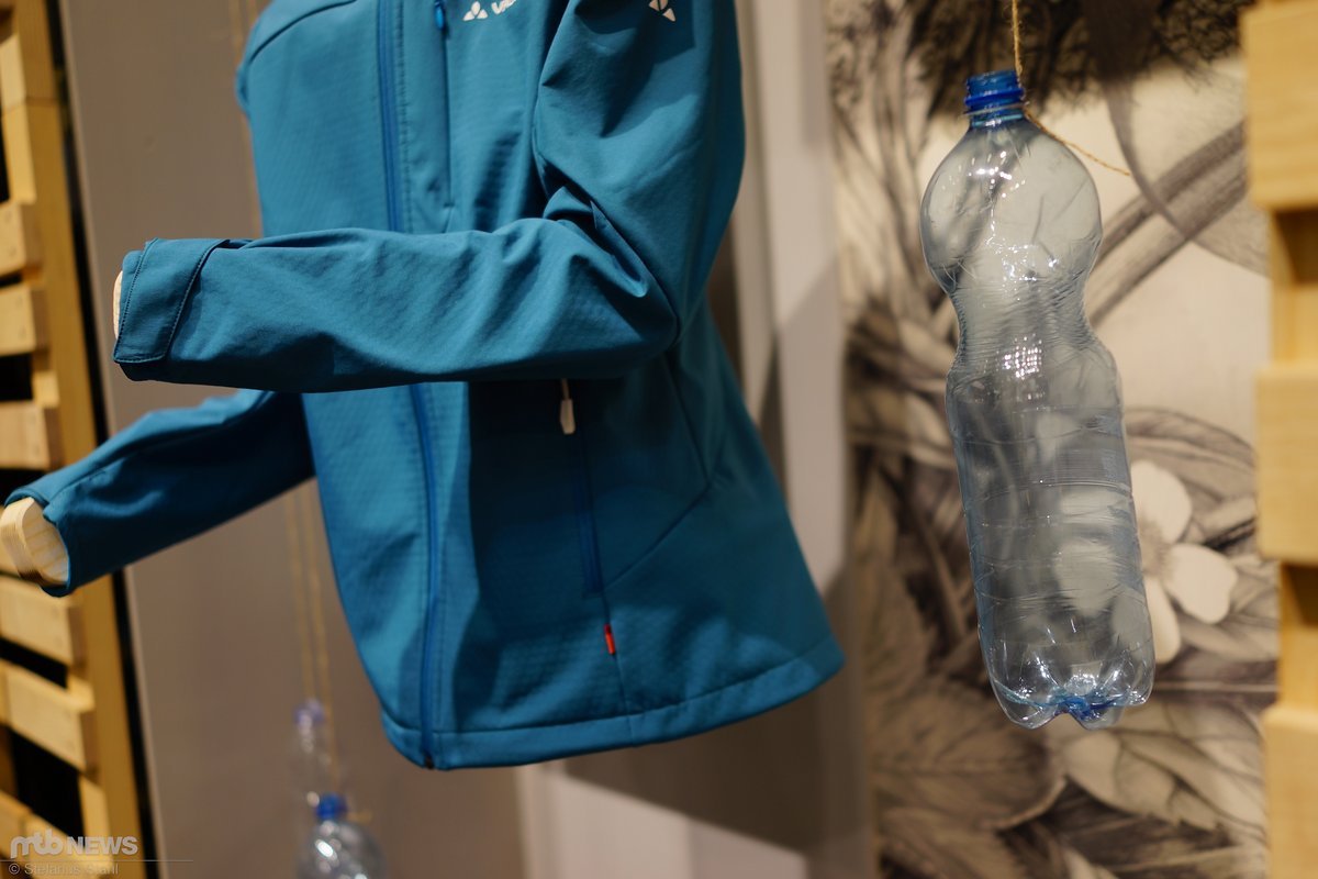 Eine PET-Flasche wird zur Membran Eine PET-Flasche wird zur Membran