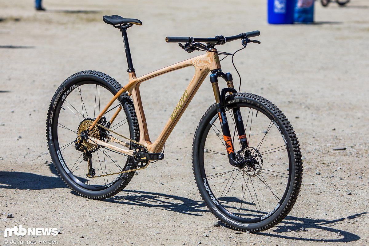 Die im eigenen Artikel vorgestellten Holzbikes von Renovo gehlörten ebenfalls zu den Highlights der Messe Die im eigenen Artikel vorgestellten Holzbikes von Renovo gehlörten ebenfalls zu den Highlights der Messe