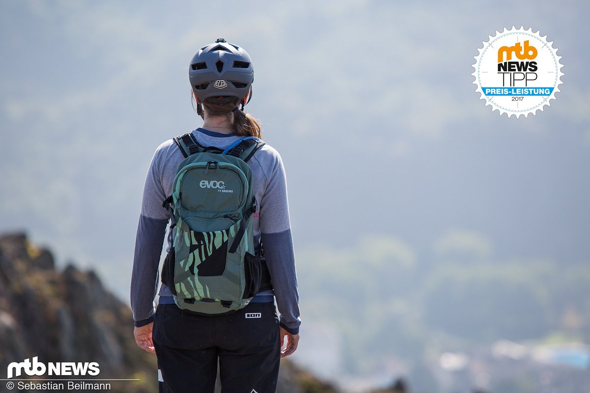 Das beste Preis-Leistungs-Verhältnis bietet der Evoc FR Enduro Women 16l Das beste Preis-Leistungs-Verhältnis bietet der Evoc FR Enduro Women 16l