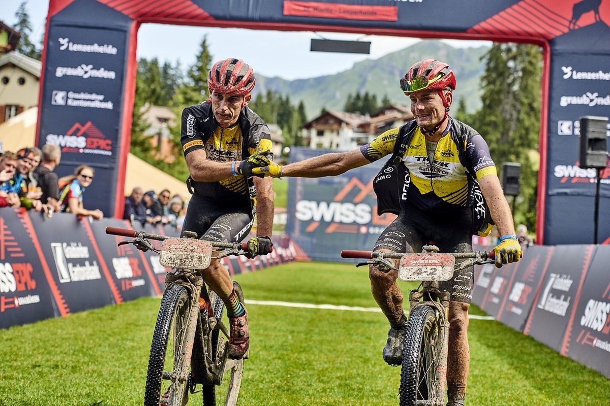 Fabian Rabensteiner und Michele Casagrande vom Team Trek Selle San Marco erreichten als Zweite das Ziel und verteidigten die Gesamtführung Fabian Rabensteiner und Michele Casagrande vom Team Trek Selle San Marco erreichten als Zweite das Ziel und verteidigten die Gesamtführung