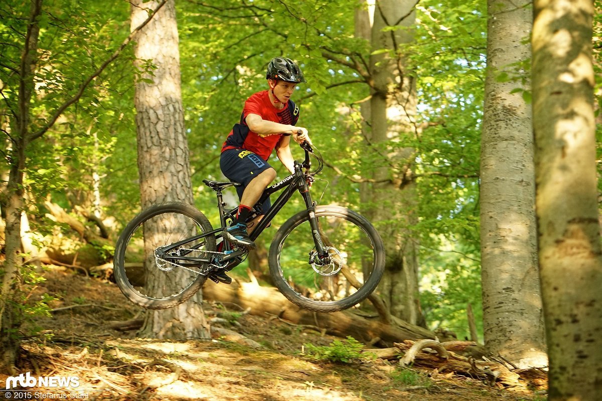 genießer fahren fahrrad und sind immer schneller da