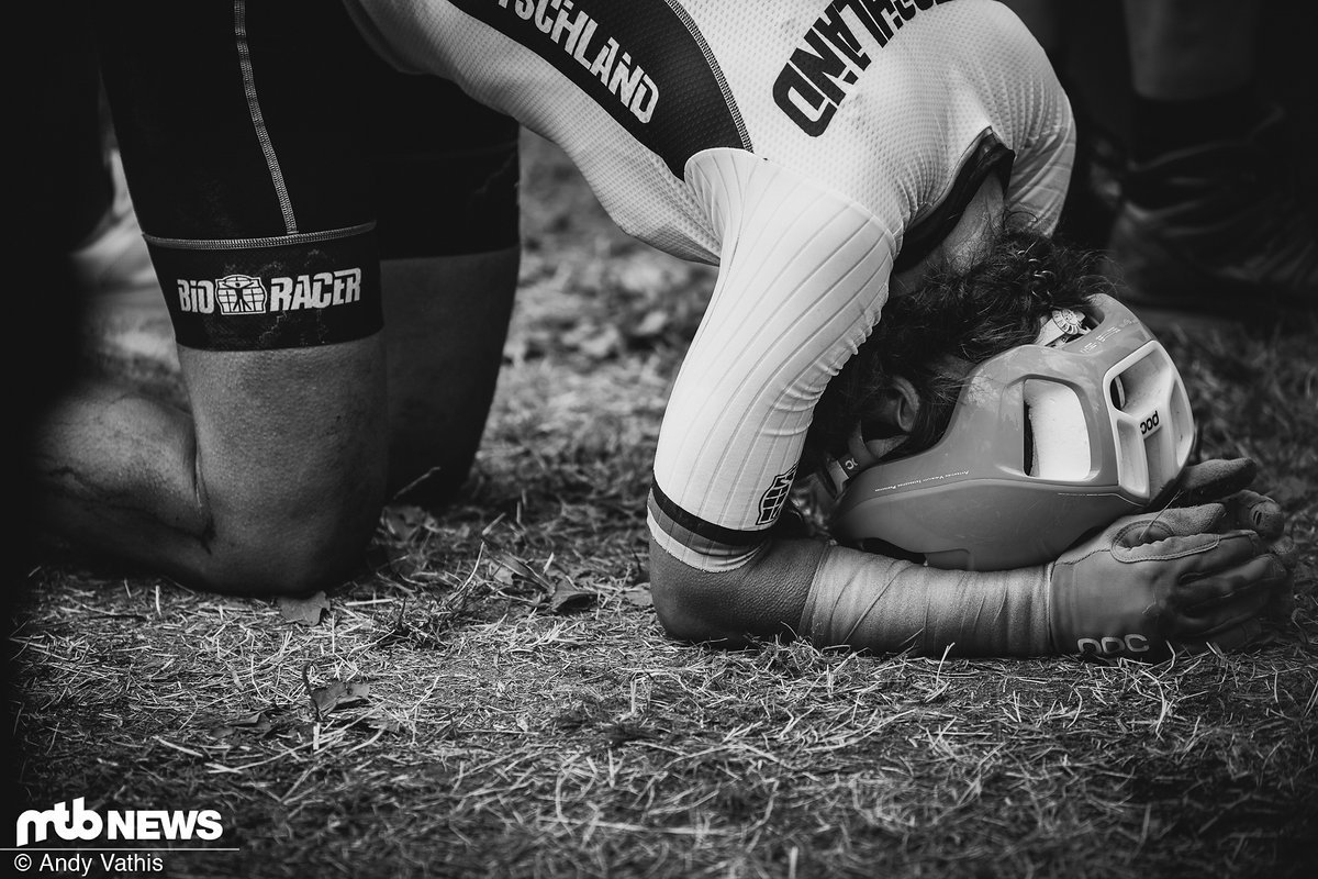 Elisabeth Brandau fuhr in Val di Sole mit gebrochener Rippe ein starkes Rennen. Die Deutsche wurde am Ende auf Platz 8 gelistet Elisabeth Brandau fuhr in Val di Sole mit gebrochener Rippe ein starkes Rennen. Die Deutsche wurde am Ende auf Platz 8 gelistet