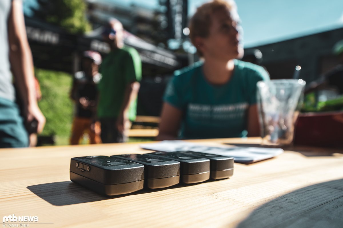 Diese Transponder sind das Arbeitsmaterial von Trail-Detektivin Baba Diese Transponder sind das Arbeitsmaterial von Trail-Detektivin Baba