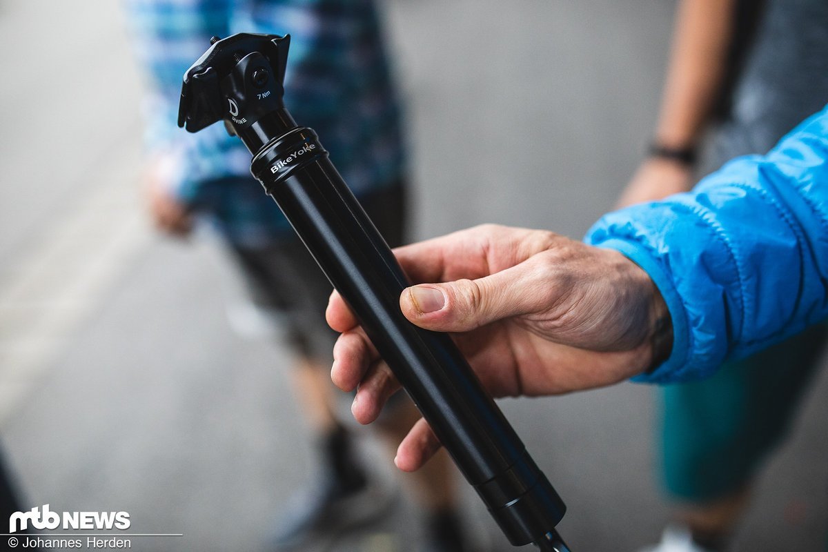 Die neue Bikeyoke Divine unterscheidet sich äußerlich kaum von der Revive, das Innenleben ist jedoch komplett neu Die neue Bikeyoke Divine unterscheidet sich äußerlich kaum von der Revive, das Innenleben ist jedoch komplett neu