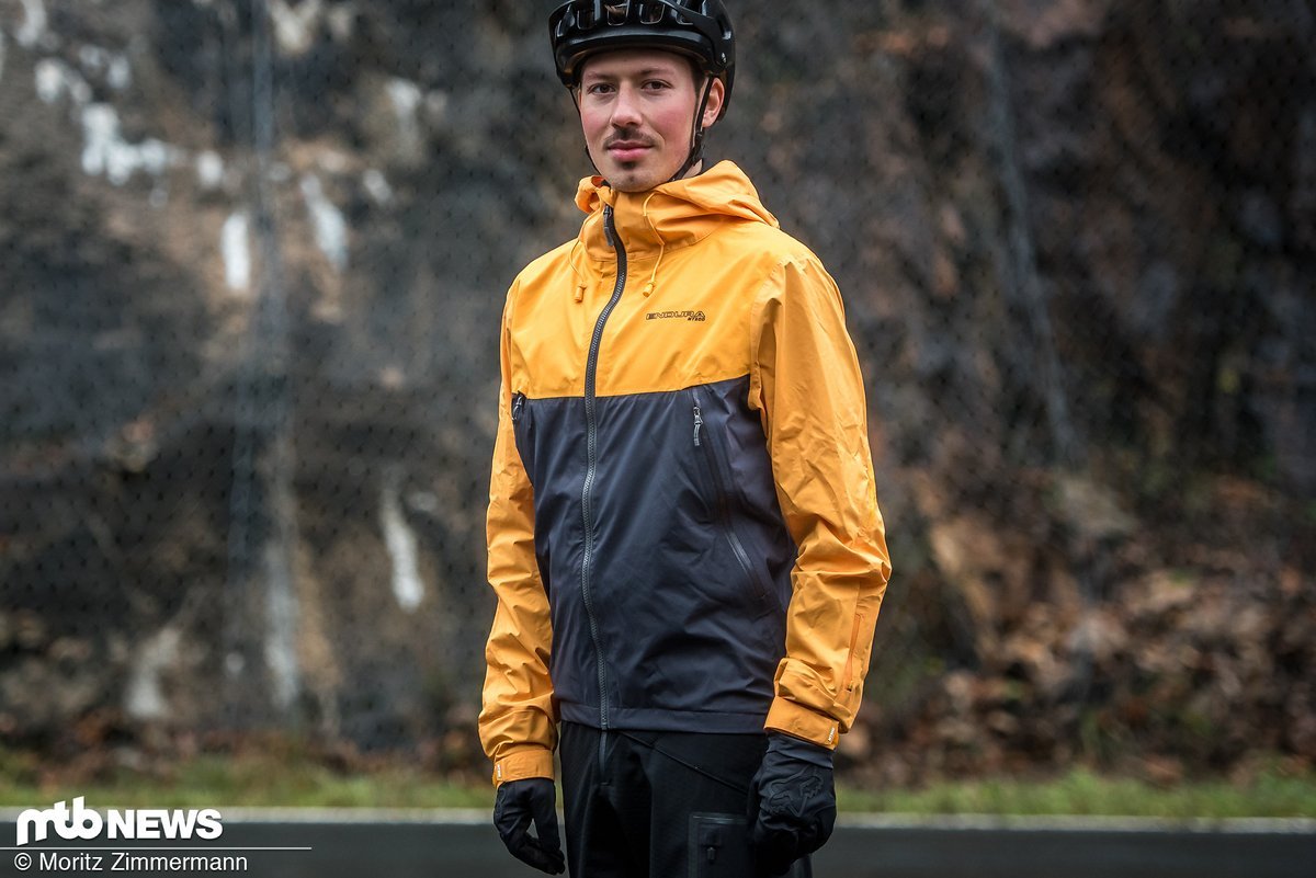 In den Jacken und Hosen von Endura kann man über schlechtes Wetter nur müde lächeln In den Jacken und Hosen von Endura kann man über schlechtes Wetter nur müde lächeln