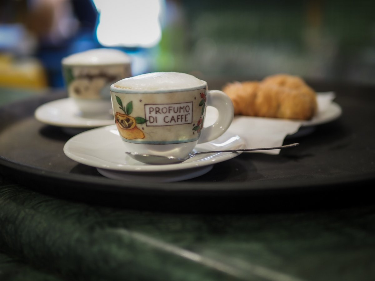 Der überhaupt allerletzte Tag der Trans-Provence starte vergleichsweise gemütlich mit einem ausgiebigen Frühstück um 7 Uhr Der überhaupt allerletzte Tag der Trans-Provence starte vergleichsweise gemütlich mit einem ausgiebigen Frühstück um 7 Uhr