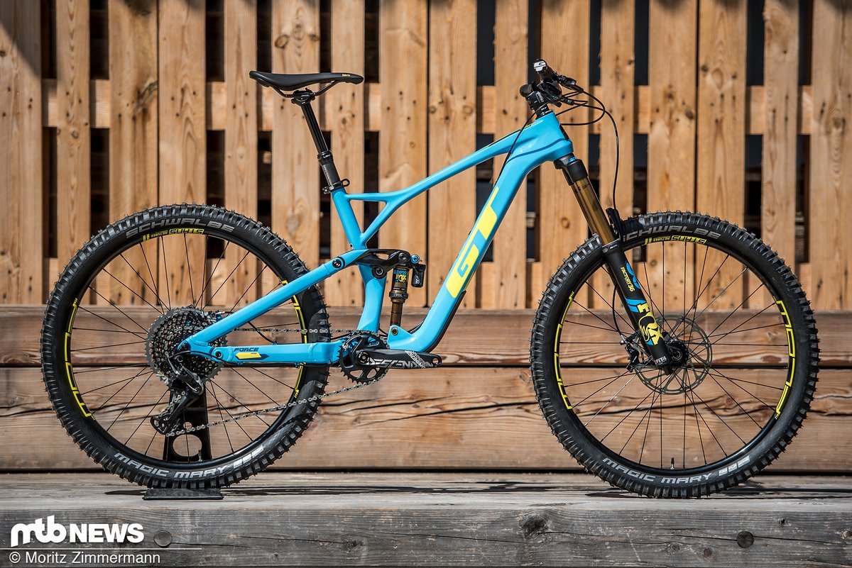 Das neue GT Force ist ein Enduro-Bike mit 27,5" Laufrädern, 150/160 mm Federweg und anpassbarer Geometrie Das neue GT Force ist ein Enduro-Bike mit 27,5" Laufrädern, 150/160 mm Federweg und anpassbarer Geometrie