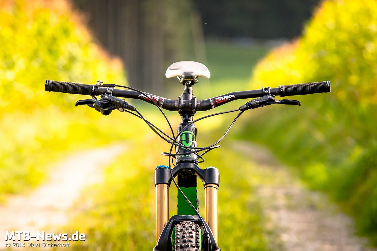 Abgefahren! - Das Carbon-Lenker-Spezial Abgefahren! - Das Carbon-Lenker-Spezial