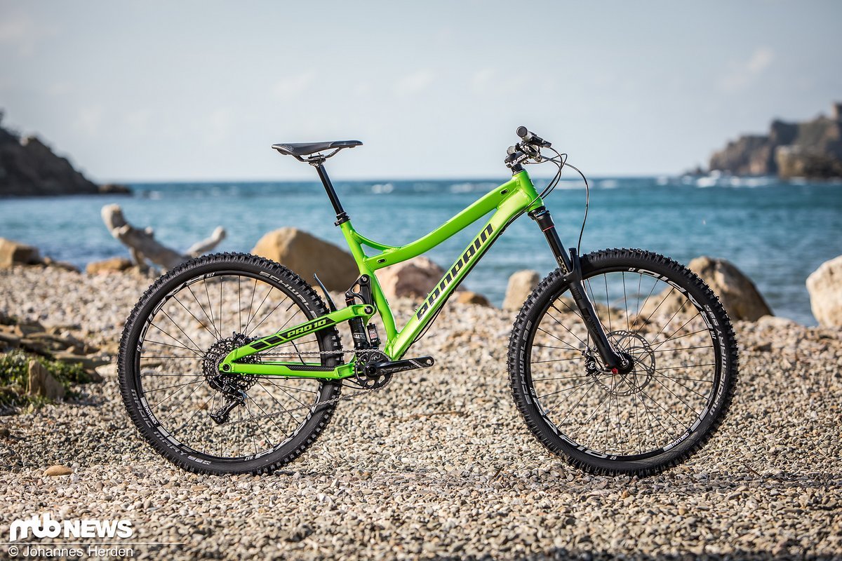 Das Propain Tyee AM ist ein gelungenes Trailbike, das vor allem bergab mit einer starken Hinterbau-Performance überzeugt Das Propain Tyee AM ist ein gelungenes Trailbike, das vor allem bergab mit einer starken Hinterbau-Performance überzeugt