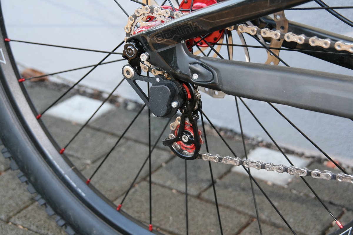 Singlespeed Eigenbau: Bearbeitetes Zee Schaltwerk und Halter von User "Das Kaninchen" Singlespeed Eigenbau: Bearbeitetes Zee Schaltwerk und Halter von User "Das Kaninchen"