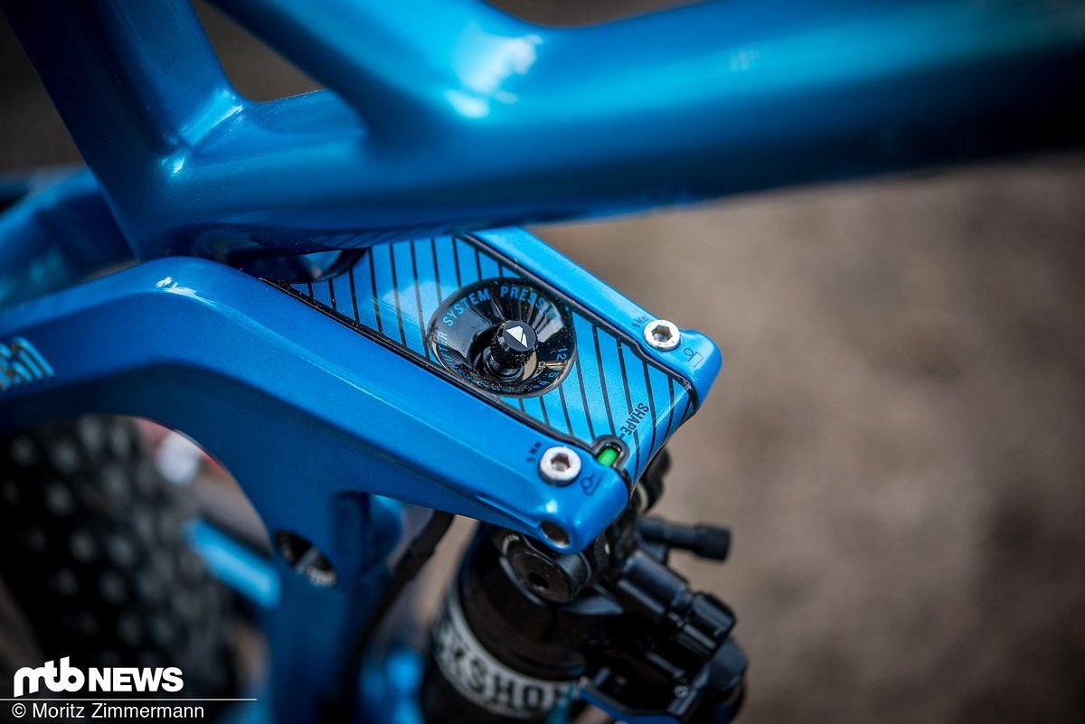 Der von Canyon entwickelte Shapeshifter ist eines der Hauptmerkmale des Strive CF 9.0 Team Der von Canyon entwickelte Shapeshifter ist eines der Hauptmerkmale des Strive CF 9.0 Team