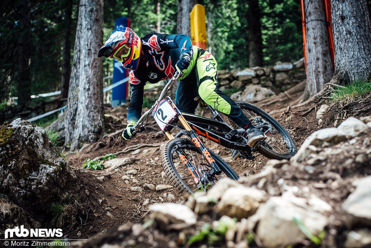 Aaron Gwin scheint auf jeder Strecke und bei allen Bedingungen ein Anwärter auf den Sieg zu sein Aaron Gwin scheint auf jeder Strecke und bei allen Bedingungen ein Anwärter auf den Sieg zu sein