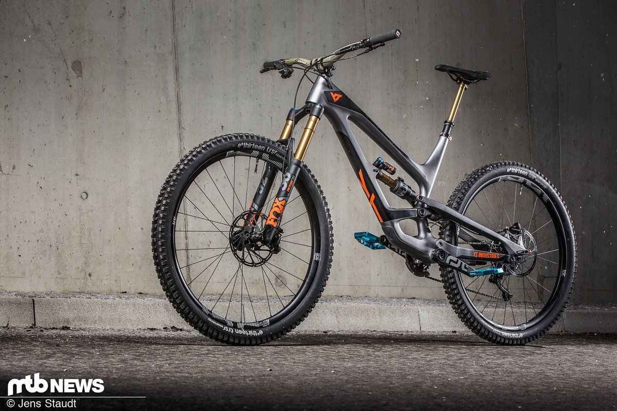Das YT Industries Capra 29 CF Pro Race im Test Das YT Industries Capra 29 CF Pro Race im Test