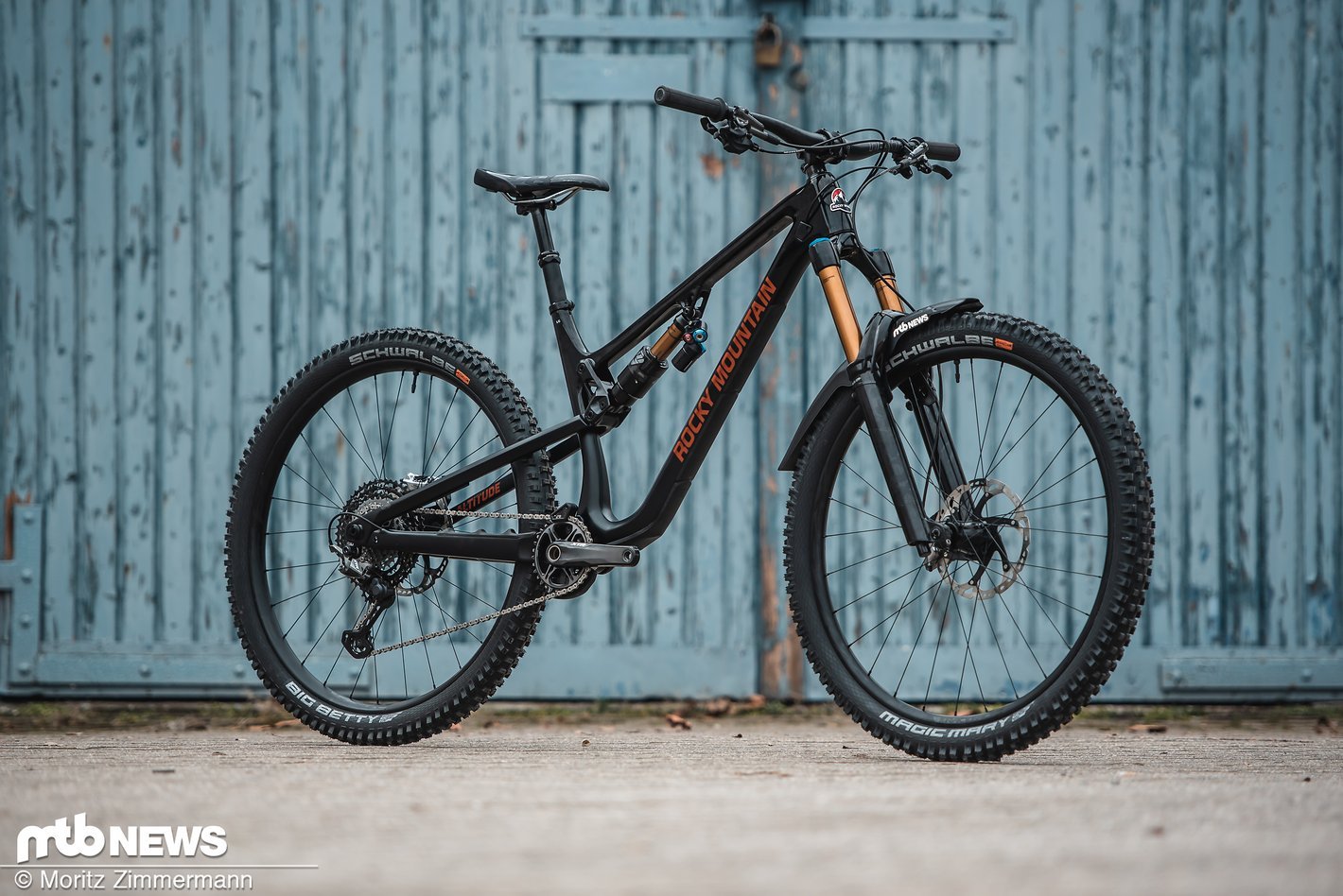 7 Enduro Race Bikes im Test: Welches Enduro ist die Nummer 1?