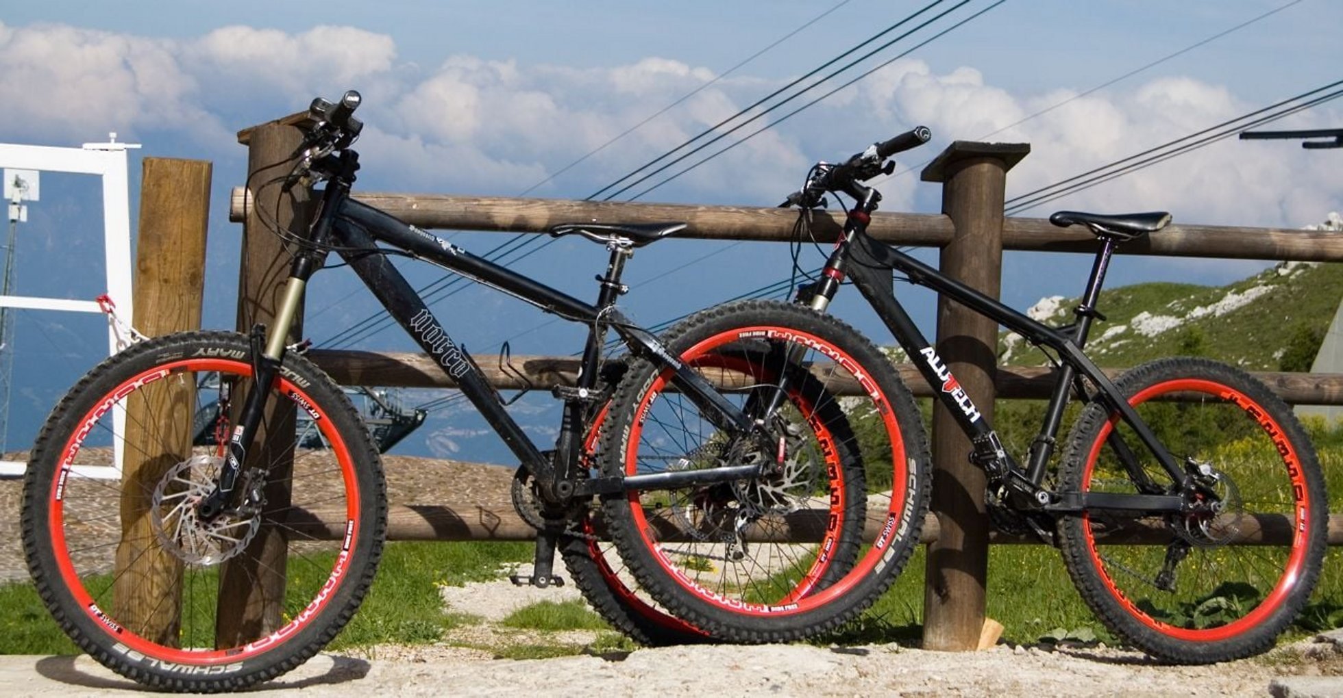 Foto Hardtails am Gardasee MTBNews.de