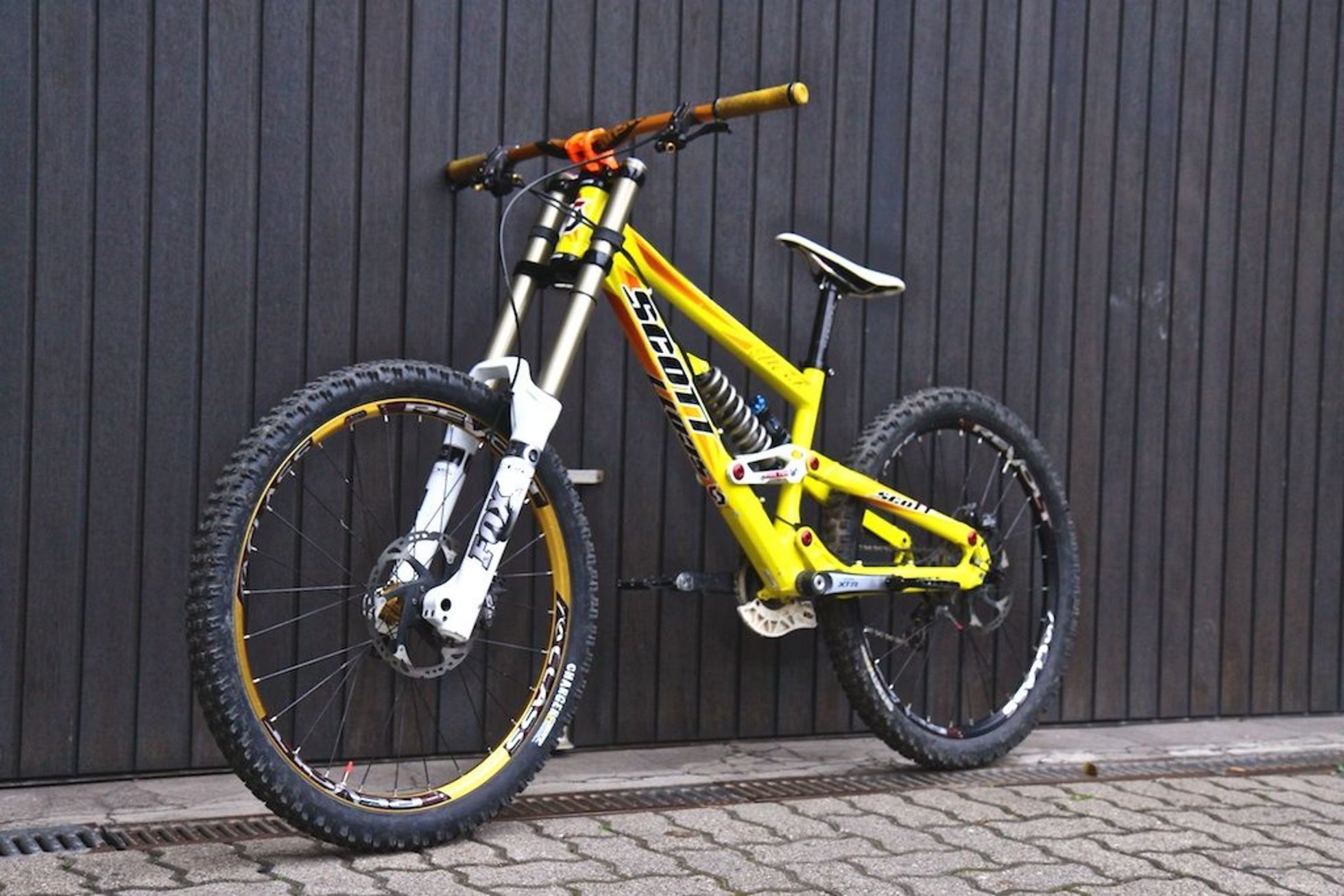 scott dh bike