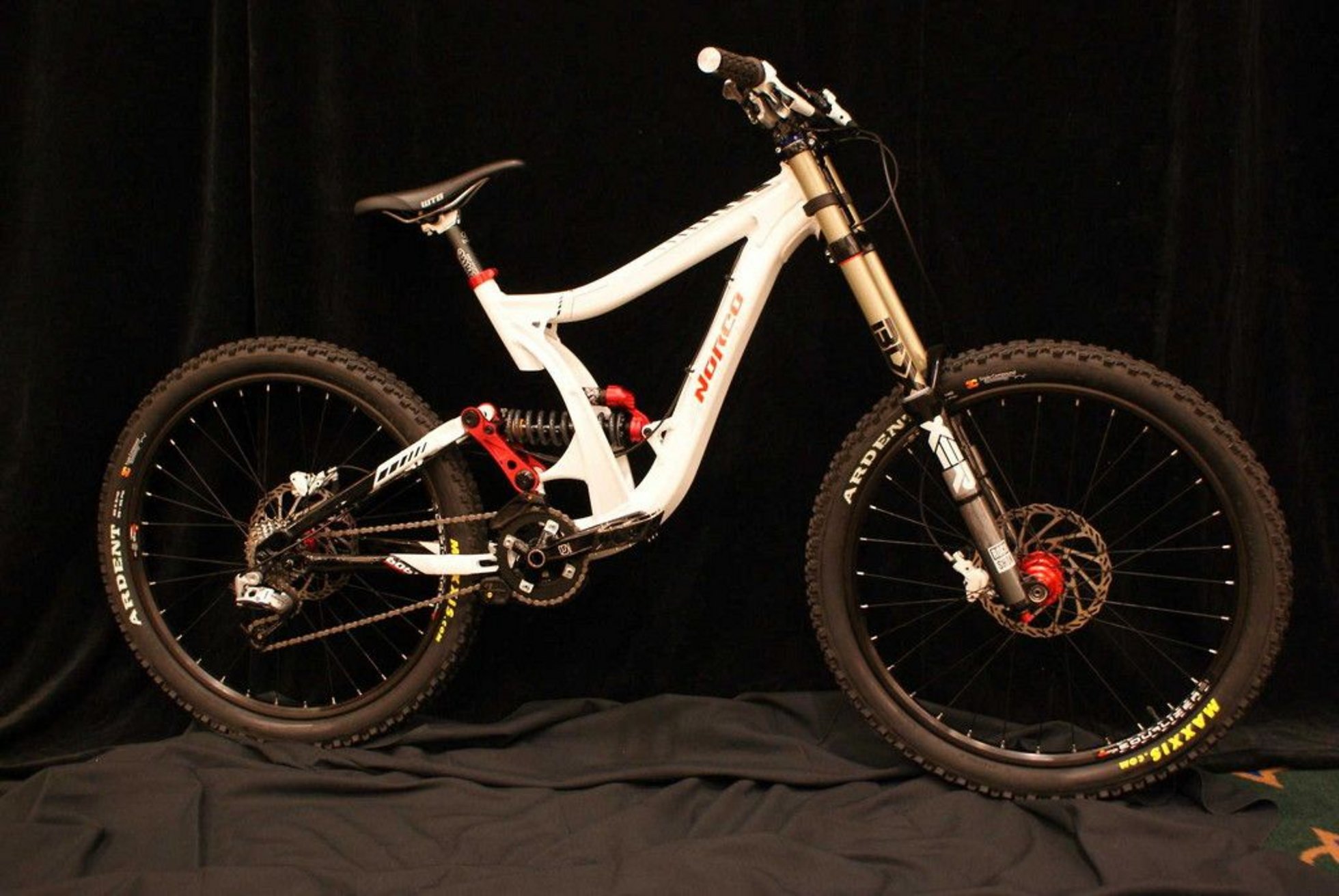 norco dh 2010