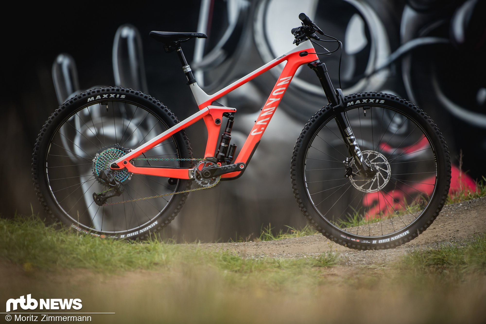 Canyon Strive CFR Neue RaceVarianten des EnduroAllrounders