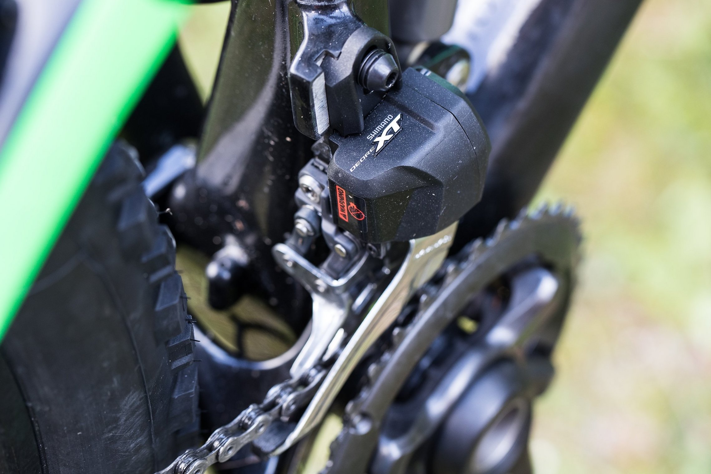 Shimano XT Di2: Erschwingliche Elektro-Schaltung im Test