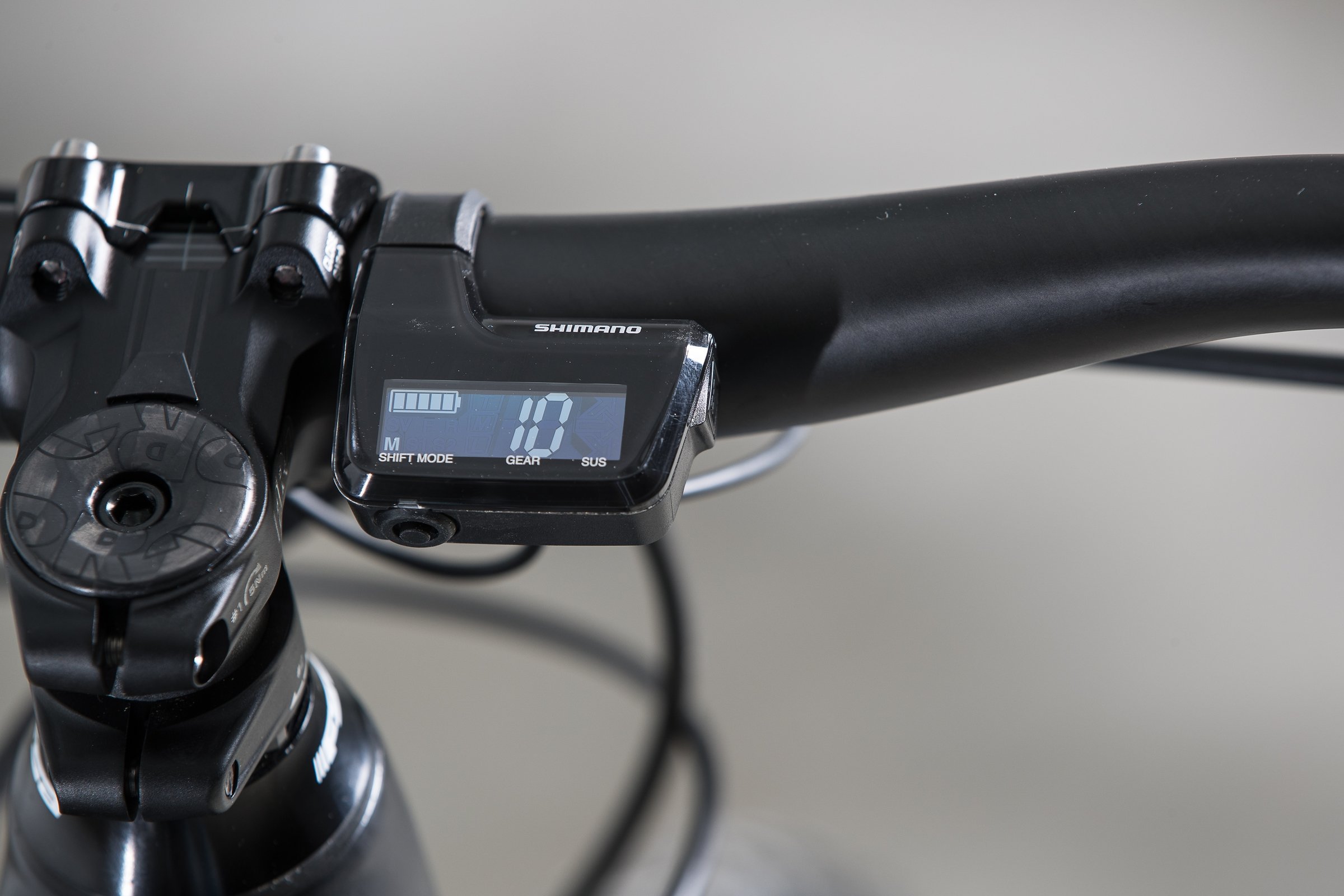 Shimano XT Di2: Erschwingliche Elektro-Schaltung im Test