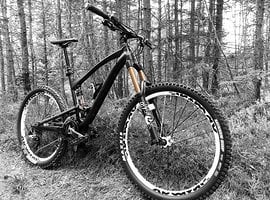 Canyon strive cheap al 9.0 sl