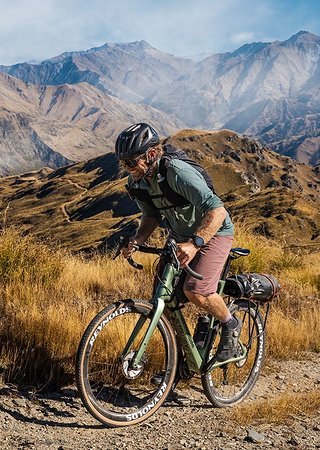 Mit den neuen Garmin Uhren kann dein neues Abenteuer oder Fitnessziel starten.