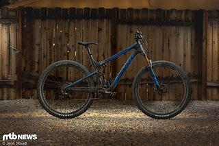 Das neue Pivot Mach 4 SL reiht sich in der Produktpalette zwischen dem Trail429 und dem Hardtail LES ein Das neue Pivot Mach 4 SL reiht sich in der Produktpalette zwischen dem Trail429 und dem Hardtail LES ein