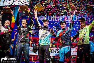 Dort holte sie sich den Juniorinnen-Weltmeistertitel bei der EWS Dort holte sie sich den Juniorinnen-Weltmeistertitel bei der EWS