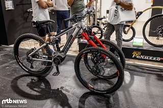 Das Trac3 E-Trike hat nicht nur einen Motor, sondern auch sonst wenig mit einem Zweirad zu tun – trotzdem musste es hier rein! Das Trac3 E-Trike hat nicht nur einen Motor, sondern auch sonst wenig mit einem Zweirad zu tun – trotzdem musste es hier rein!