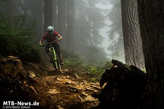 Unterwegs mit der neuen DVO Diamond Enduro-Federgabel in Whistler. Hier muss sie zeigen, was sie in sich hat.