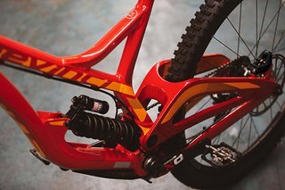 Der von Dave Weagle entwickelte Split Pivot-Hinterbau ist bereits vom 27,5" Vorgänger bekannt Der von Dave Weagle entwickelte Split Pivot-Hinterbau ist bereits vom 27,5" Vorgänger bekannt