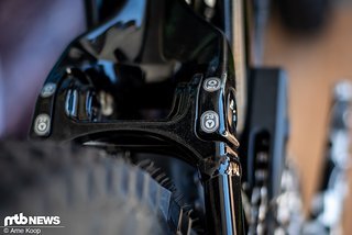 Das Fury kann wahlweise mit 27,5"- oder 29"-Hinterrad gefahren werden. Das Fury kann wahlweise mit 27,5"- oder 29"-Hinterrad gefahren werden.